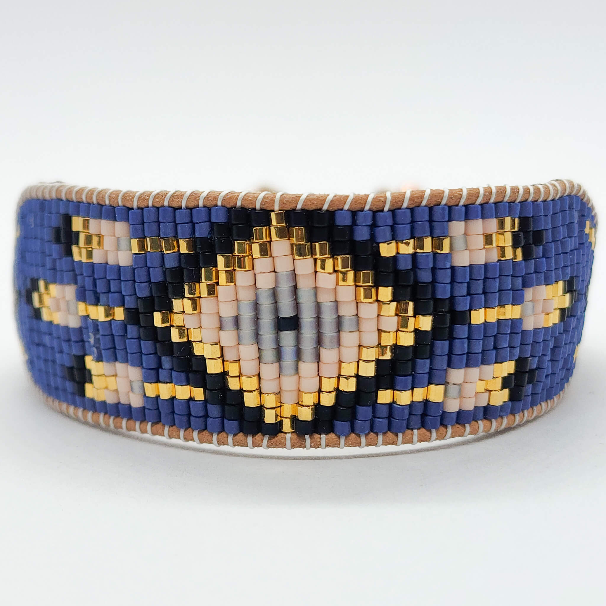Dream Catcher Bracelet with lapis lazuli stones for brow chakra healing